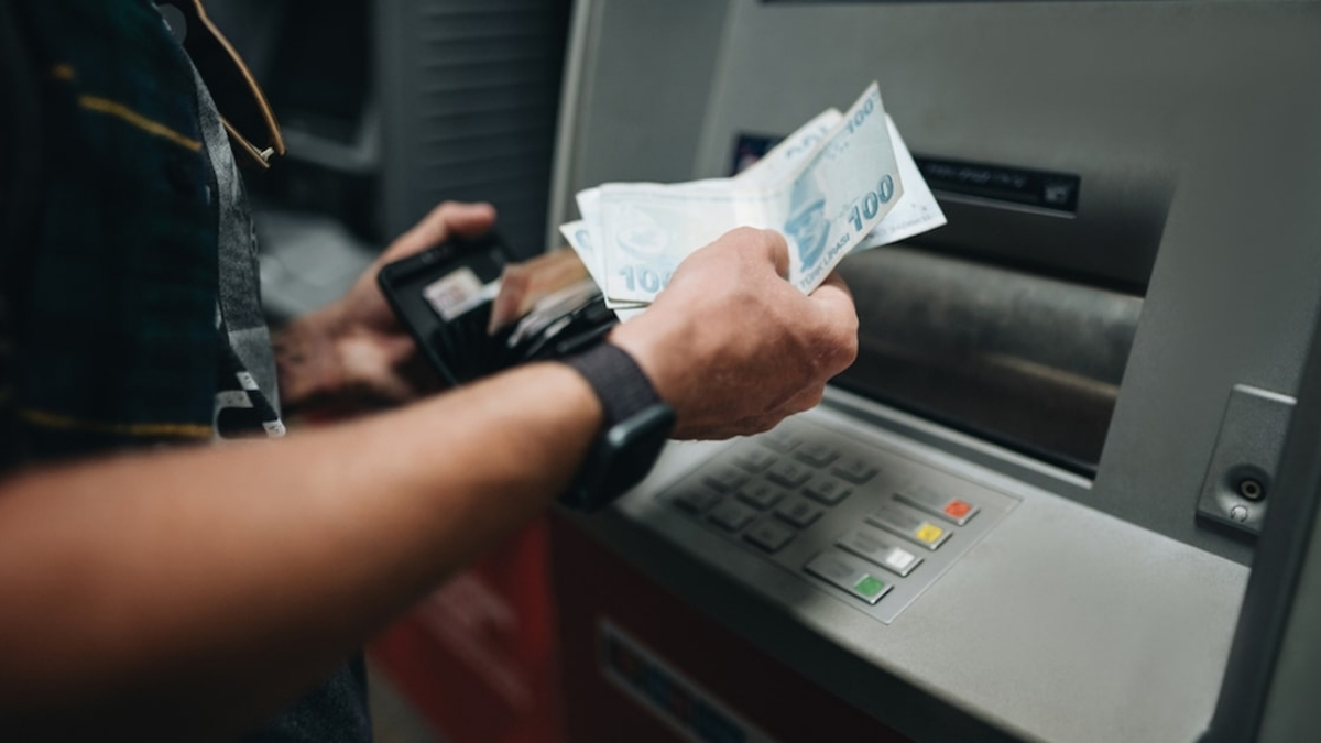 Bankalar limitleri güncelledi! Para yatırma ve çekme sınırı değişti: İşte banka banka yeni limitler