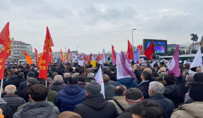 Suriye protestolarına polis müdahalesi Meclis gündeminde