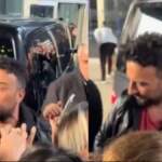 Tarkan ve hayranı arasındaki diyalog güldürdü! “Bana teyze de” isteğine yanıt hafızalara kazındı