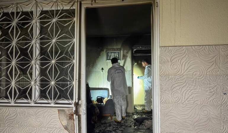 İzmirde 11 yaşındaki çocuk yangında can verdi