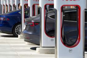 Ankara-Eskişehir yolunu kullananlar çok sevinecek: Tesla’dan Eskişehir’e dev yatırım! Yeni Supercharger istasyonu hizmete girdi!