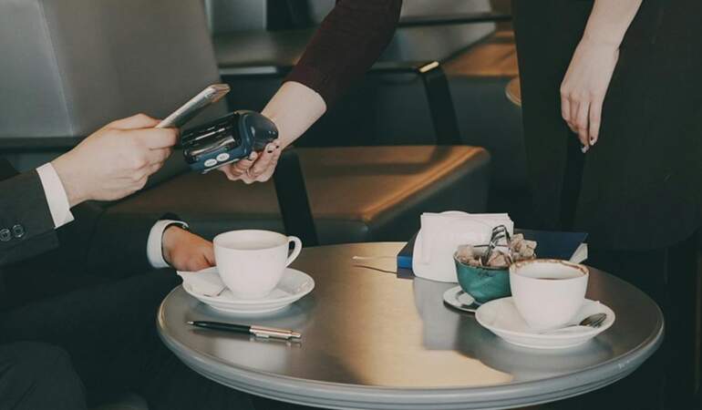 Resmi Gazete’de yayımlandı: Lokanta ve kafelerde servis ücreti yasaklandı
