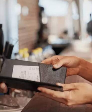 Restoranlarda yeni dönem başlıyor! Servis, masa ücreti yok: Bakanlık sıkı denetime başlıyor