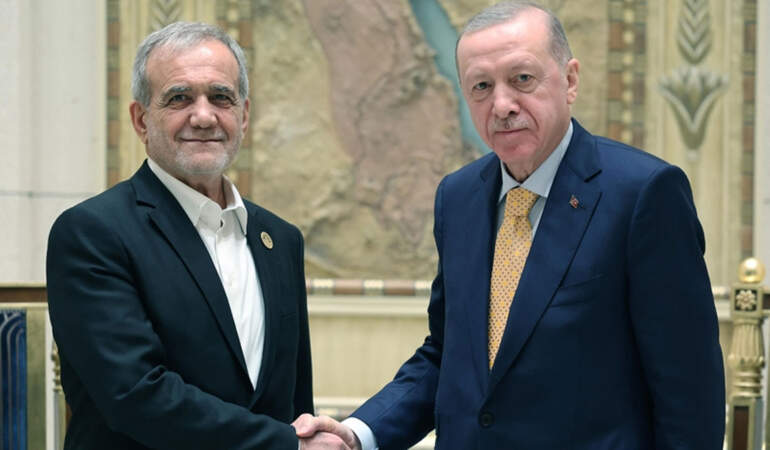 Erdoğan, Pezeşkiyan ile görüştü