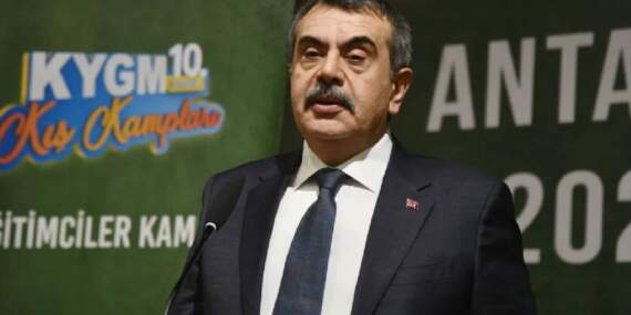 Bakan Tekin: Çok şükür Türkiye artık kılık kıyafet tartışmıyor