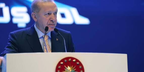 Erdoğan’dan CHP’li belediyeler açıklaması: Yolsuzluk yapmadıysanız bu telaş hali niye?