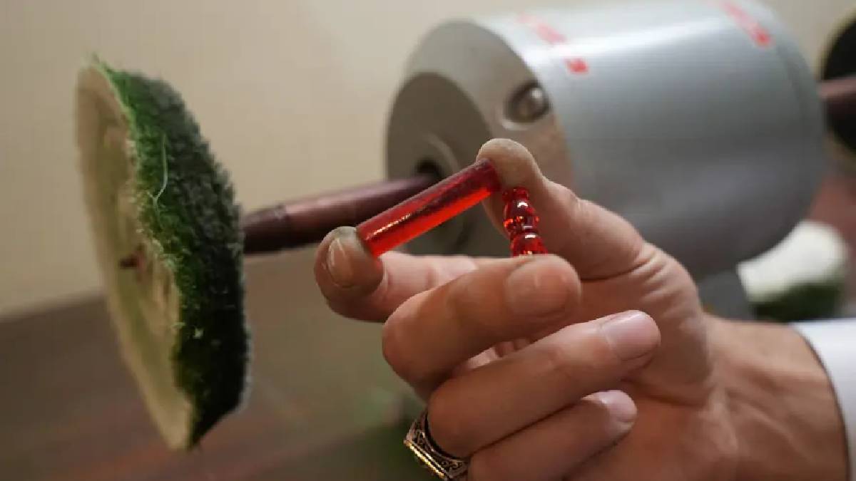 Hobisini ileri taşıdı kendi atölyesini açtı! Doğal taşları emekle işliyor: Bir tanesini 2 günde bitiriyor