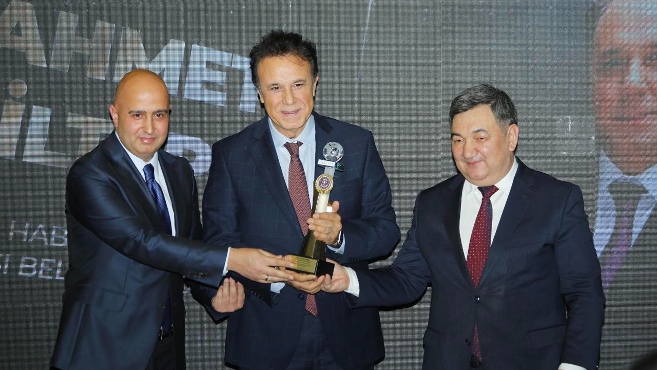 22. Uluslararası İpekyolu Yılın Altın Adamları Ödüllerinde tv100’e Büyük Gurur