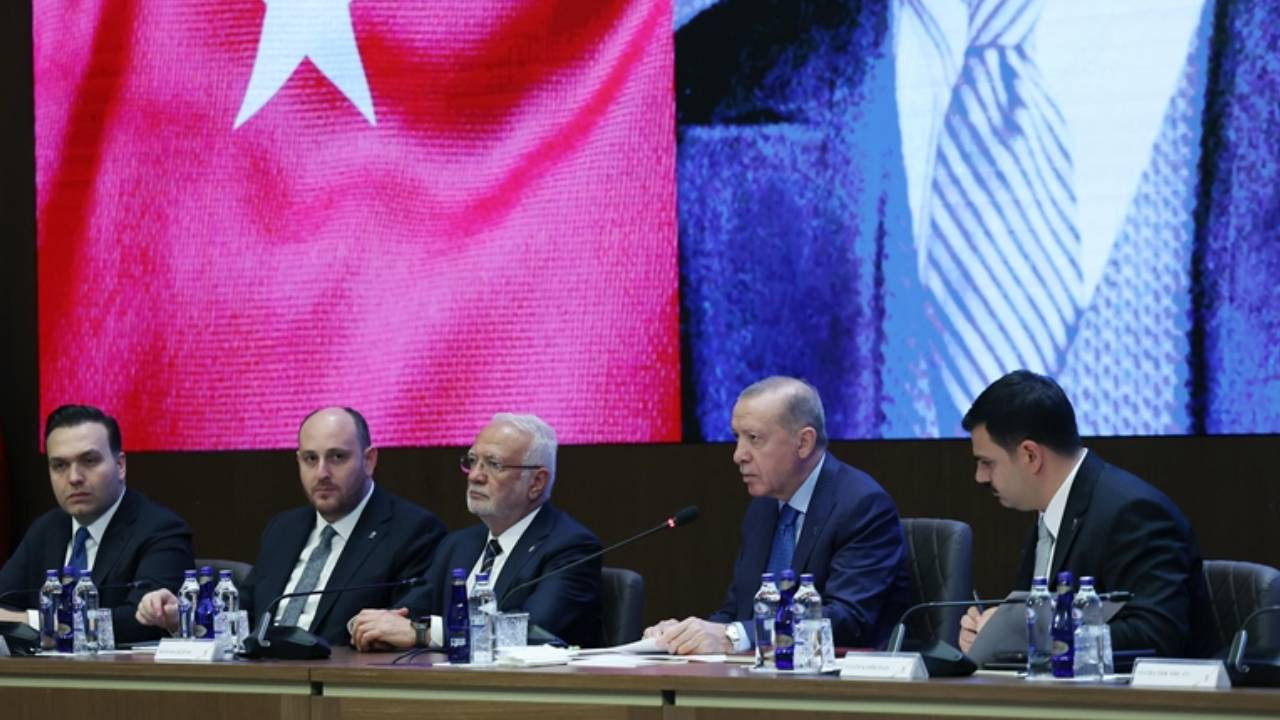 AK Parti MKYK Toplantısı Başladı