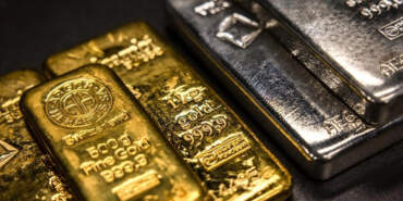 Altın Önce Rekor Kırdı, Sonra Tepetaklak Oldu!