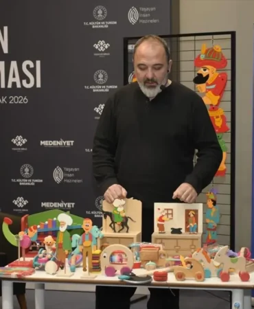 Yaşayan İnsan Hazineleri Gençlerle Buluştu