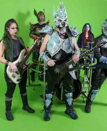 DRAGONBORN: Fantastik Metalin Yeni Yüzü