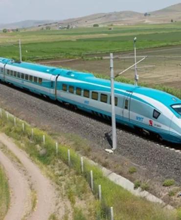Ankara-Trabzon arası yüksek hızlı tren ile 4,5 saate düşecek