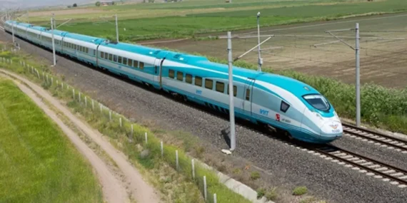 Ankara-Trabzon arası yüksek hızlı tren ile 4,5 saate düşecek