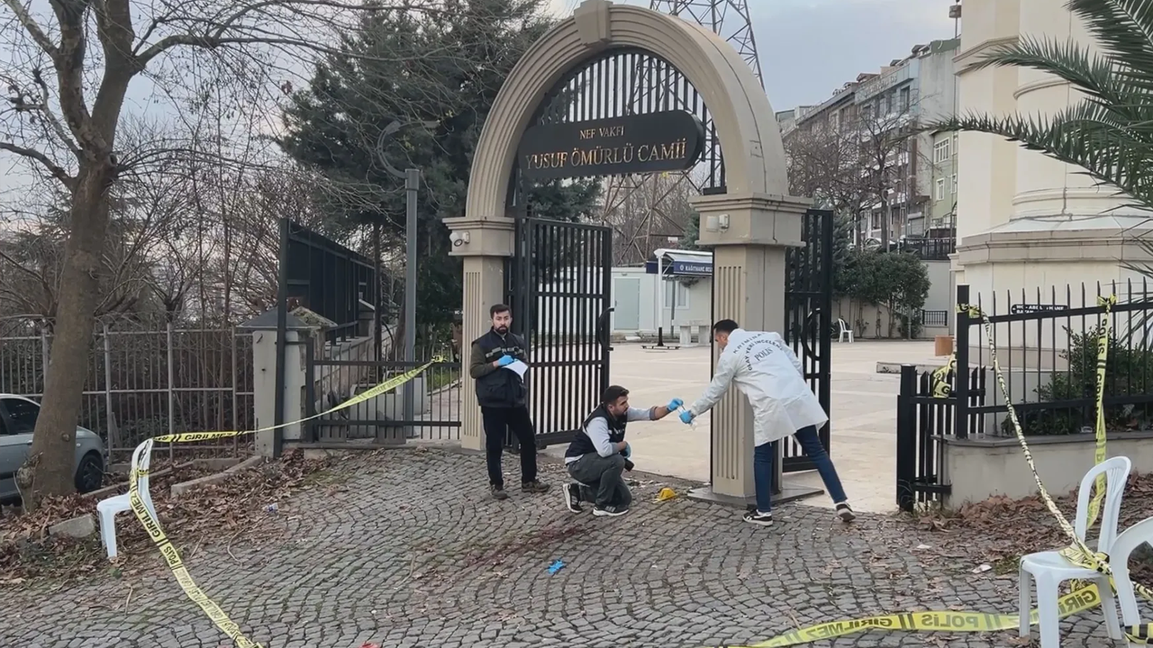 Annelerinin Cenazesinde Miras Kavgası… Kardeşlerden Biri Öldü