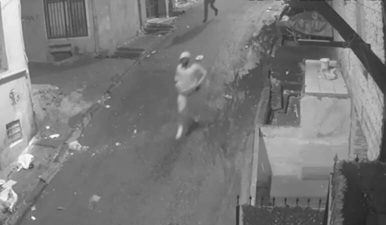Beyoğlu’nda İki Grup Arasında Silahlı Kavga! 1 Ölü, 11 Gözaltı