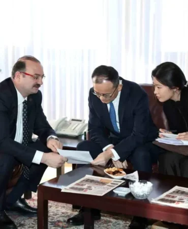 Çin Halk Cumhuriyeti Ankara Büyükelçisi Jiang Xuebin Atatürk Üniversitesi’nde