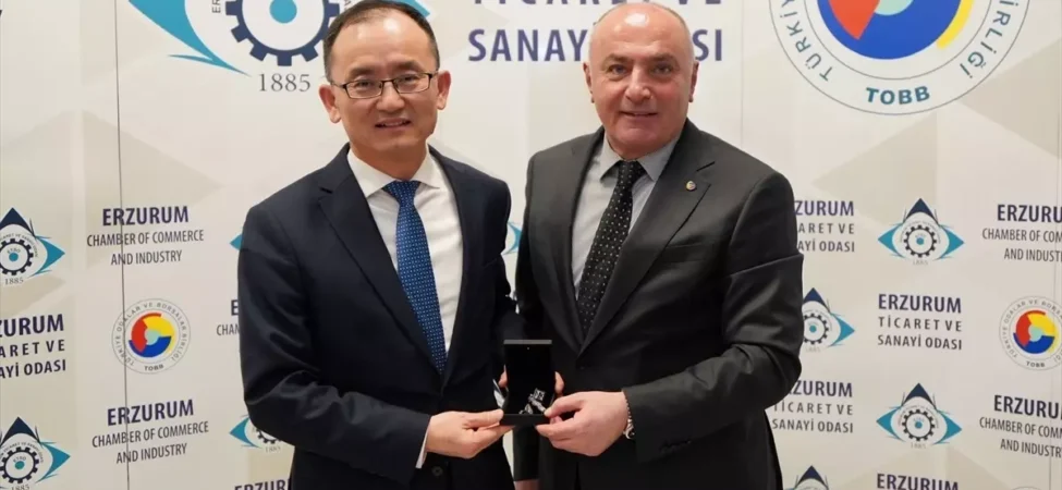 Çin Büyükelçisi Erzurum’da Ziyaretlerde Bulundu