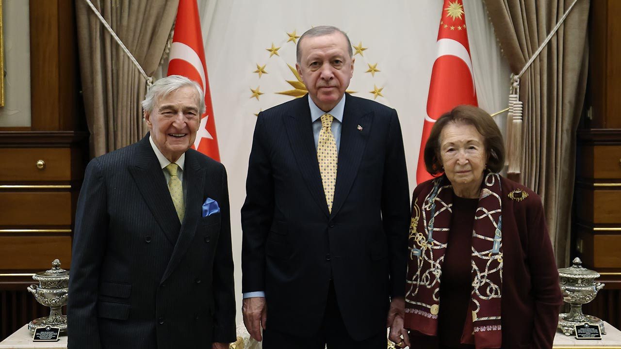 Cumhurbaşkanı Erdoğan, Koç ve Arsel ile Görüştü