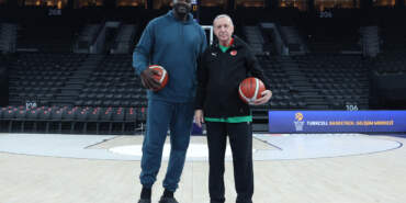 Cumhurbaşkanı Erdoğan, NBA Efsanesi Shaquille O’Neal ile Parkeye Çıktı