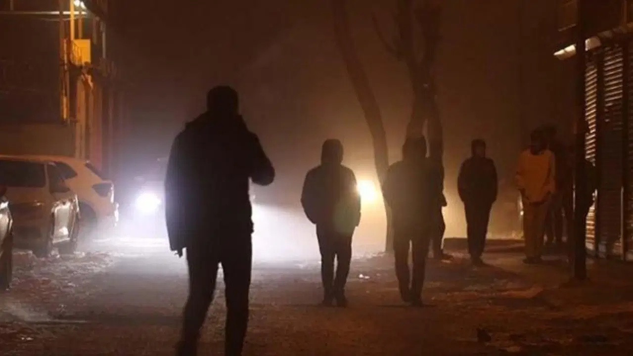 Diyarbakır’da Sisten Göz Gözü Görmüyor: Uçuşlar İptal