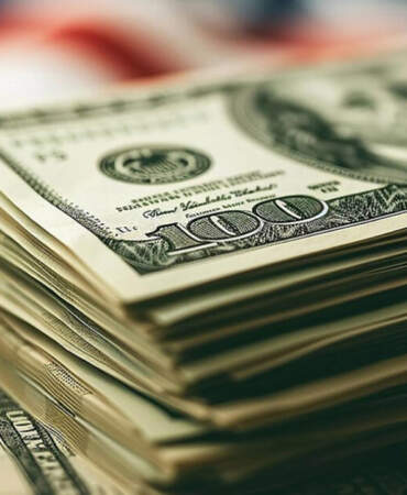 Döviz Kurları Uçuşta! Dolar ve Euro Yine Zirvede