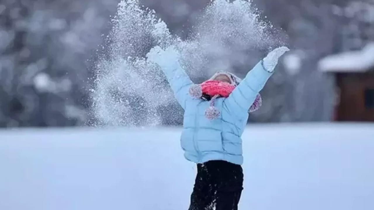 Eğitime Kar Engeli! Bu İllerde Okullar Tatil Edildi