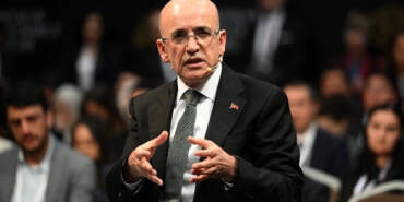 Ekonomide Yeni Dönem Sinyali: Bakan Şimşek Üç Olumlu Gelişmeyi Sıraladı