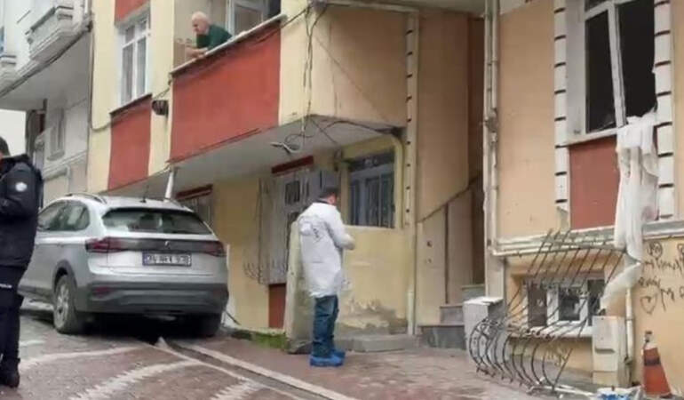 Esenyurt’ta 4 Katlı Binanın Giriş Katındaki Dairede Patlama! 2 Kişi Aranıyor