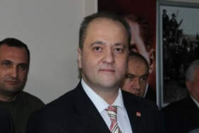 Eski CHP ilçe Başkanı Ofisinde Ölü Bulundu