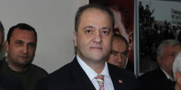 Eski CHP ilçe Başkanı Ofisinde Ölü Bulundu