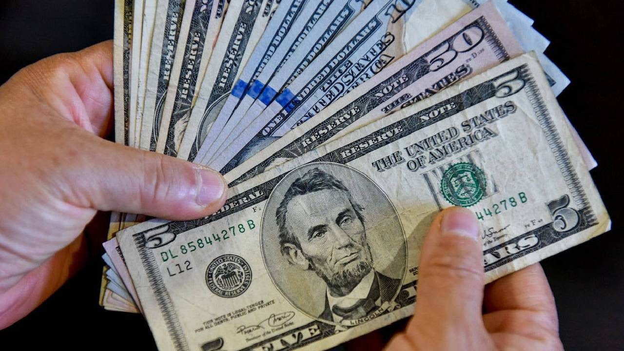 Faiz Kararı Öncesi Dolar Yeniden Atağa Geçti! İşte 22 Ocak Güncel Döviz Kurları…