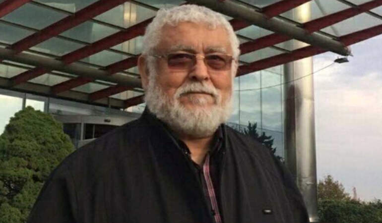 Gazeteci Ahmet Reha Öz Evinde Ölü Bulundu
