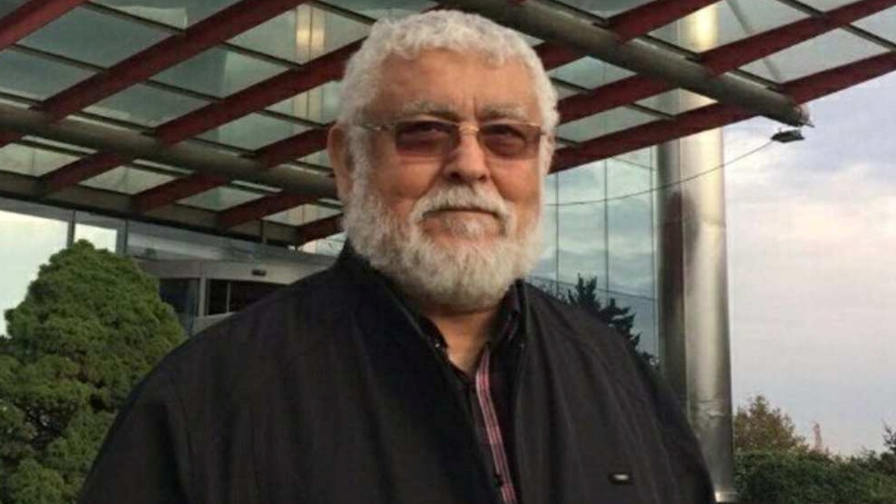 Gazeteci Ahmet Reha Öz Evinde Ölü Bulundu