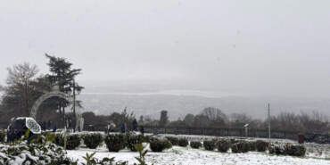 İstanbul’a Kar Geri Döndü! Yüksek Kesimler Beyaza Büründü