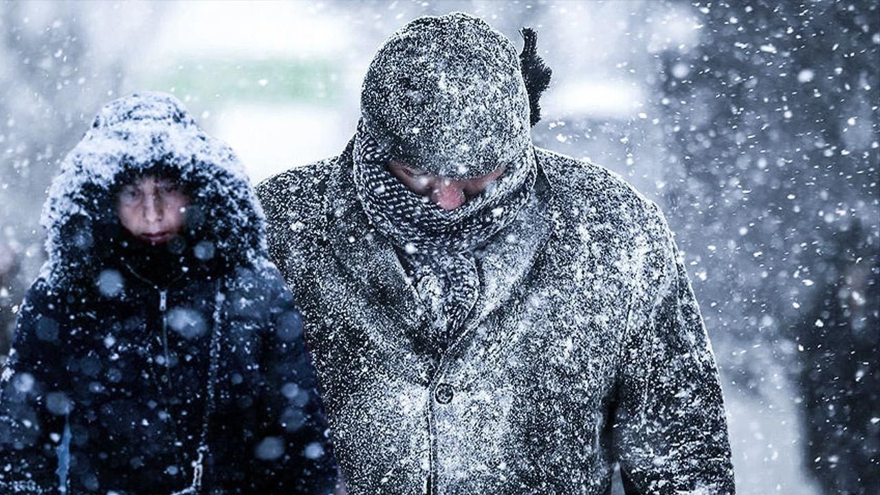 İstanbul’da Kar Yağışı Başladı: Hafta Sonu Planı Olanlar Dikkat! Termometre Düşüyor