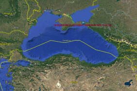 Karadeniz’de Sürüklenen Türk Gemisi Karaya Oturdu