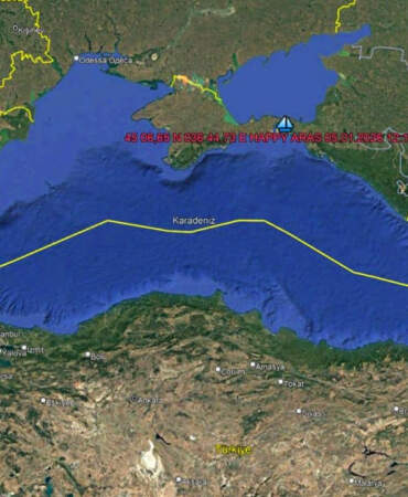 Karadeniz’de Sürüklenen Türk Gemisi Karaya Oturdu