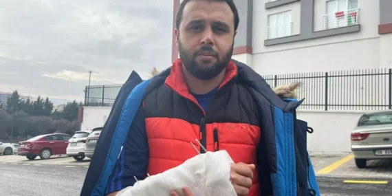 Sokak Köpekleri Saldırdı, Şahıs Yaralandı
