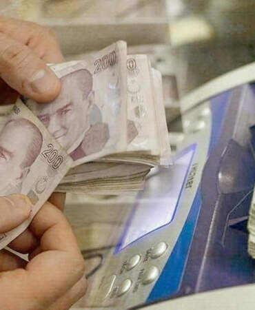 Krediler Uçtu Mevduat Eridi: Parası Olan Kaybediyor Borçlanan Yanıyor