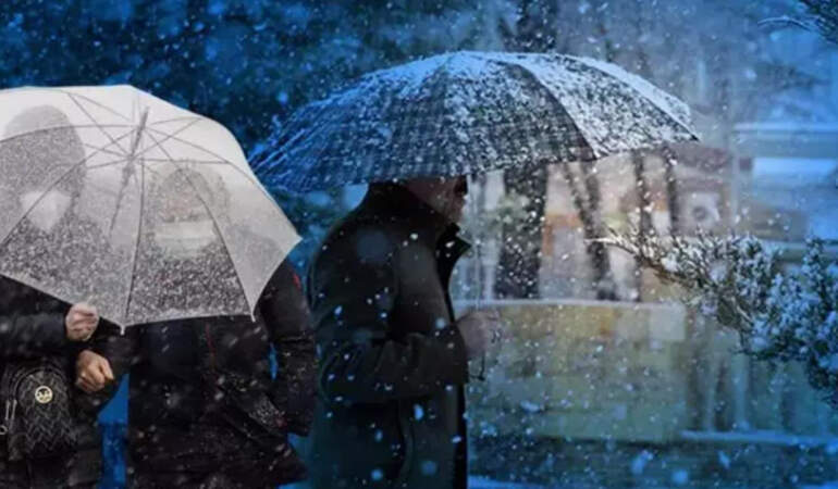 Meteoroloji Tek Tek Uyardı: Dışarıya Çıkmadan İki Kez Düşünün! Yağmur, Kar, Fırtına Aynı Anda Geliyor