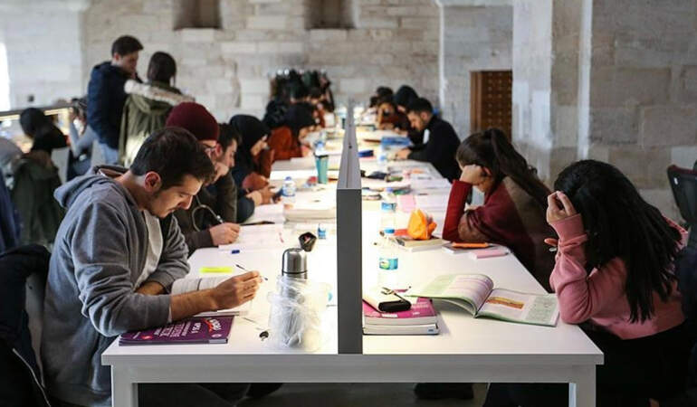 Öğrenci Affı Çalışmasında Son Düzlük: Taslak, Cumhurbaşkanı Erdoğan’ın Masasına Gidecek