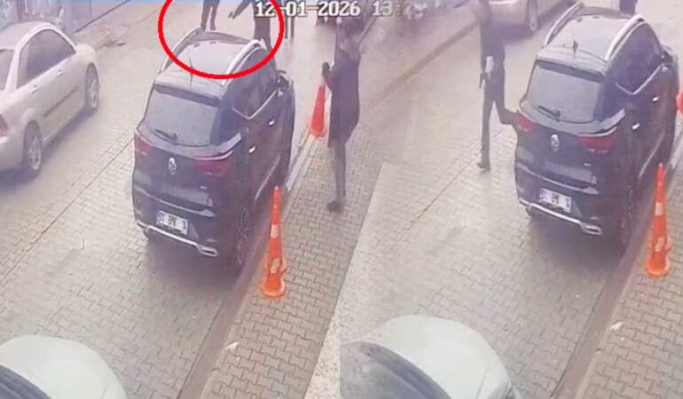 Öğretmene Korkunç Saldırı! Önce Yumruk Attı, Sonra Silahla Vurdu