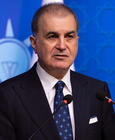 AK Parti Sözcüsü Ömer Çelik’ten CHP’ye Sert Sözler: ‘Cevapları Hukuk Yoluyla Muhakkak Verilecek’