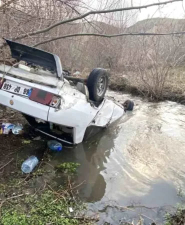 Yozgat’ta Otomobil Dere Yatağına Uçtu