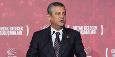 Özgür Özel’den Suriye Mesajı: ‘Huzuru ve Refahı Türkiye’yi de Kazandıracak’