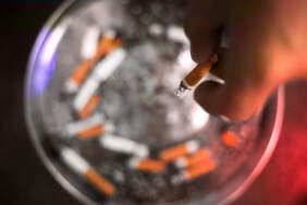 Sağlık Bakanlığı Düğmeye Bastı! Sigaraya Yeni Yasak: Artık O Alanlarda da İçilmeyecek