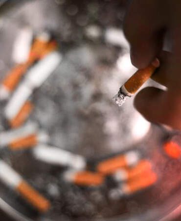 Sağlık Bakanlığı Düğmeye Bastı! Sigaraya Yeni Yasak: Artık O Alanlarda da İçilmeyecek