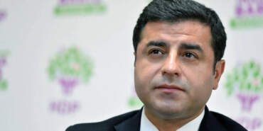 Selahattin Demirtaş’a ‘Cumhurbaşkanına Hakaret’ Suçundan Hapis Cezası