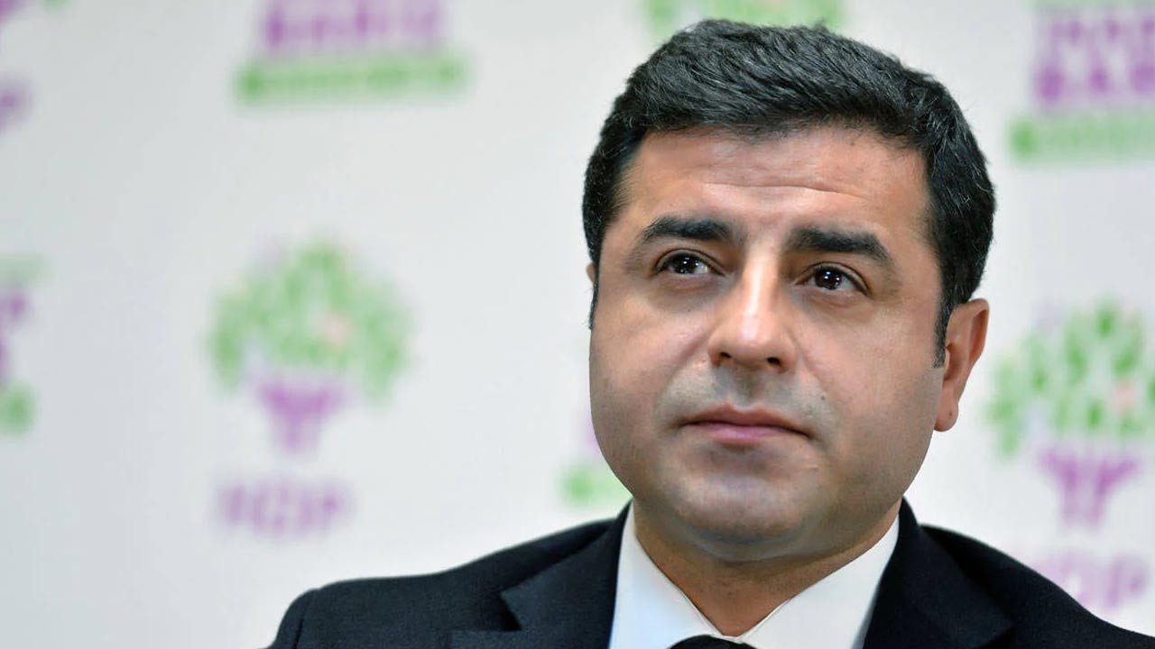 Selahattin Demirtaş’a ‘Cumhurbaşkanına Hakaret’ Suçundan Hapis Cezası